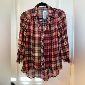 Brand new women plaid button up